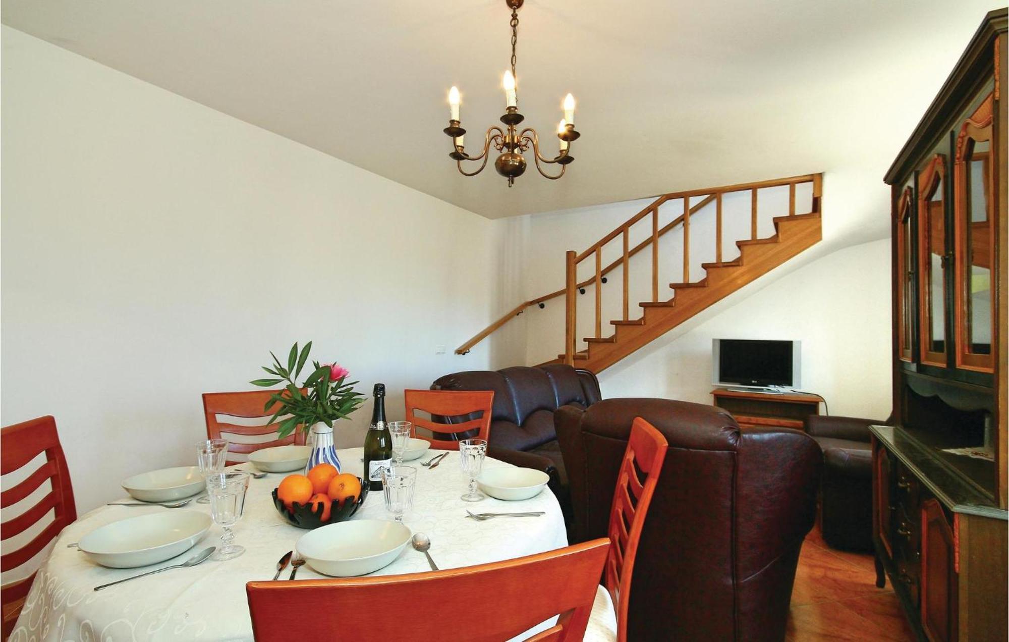 Pet Friendly Home In Ritosin Brig With Wifi Vranići Eksteriør billede
