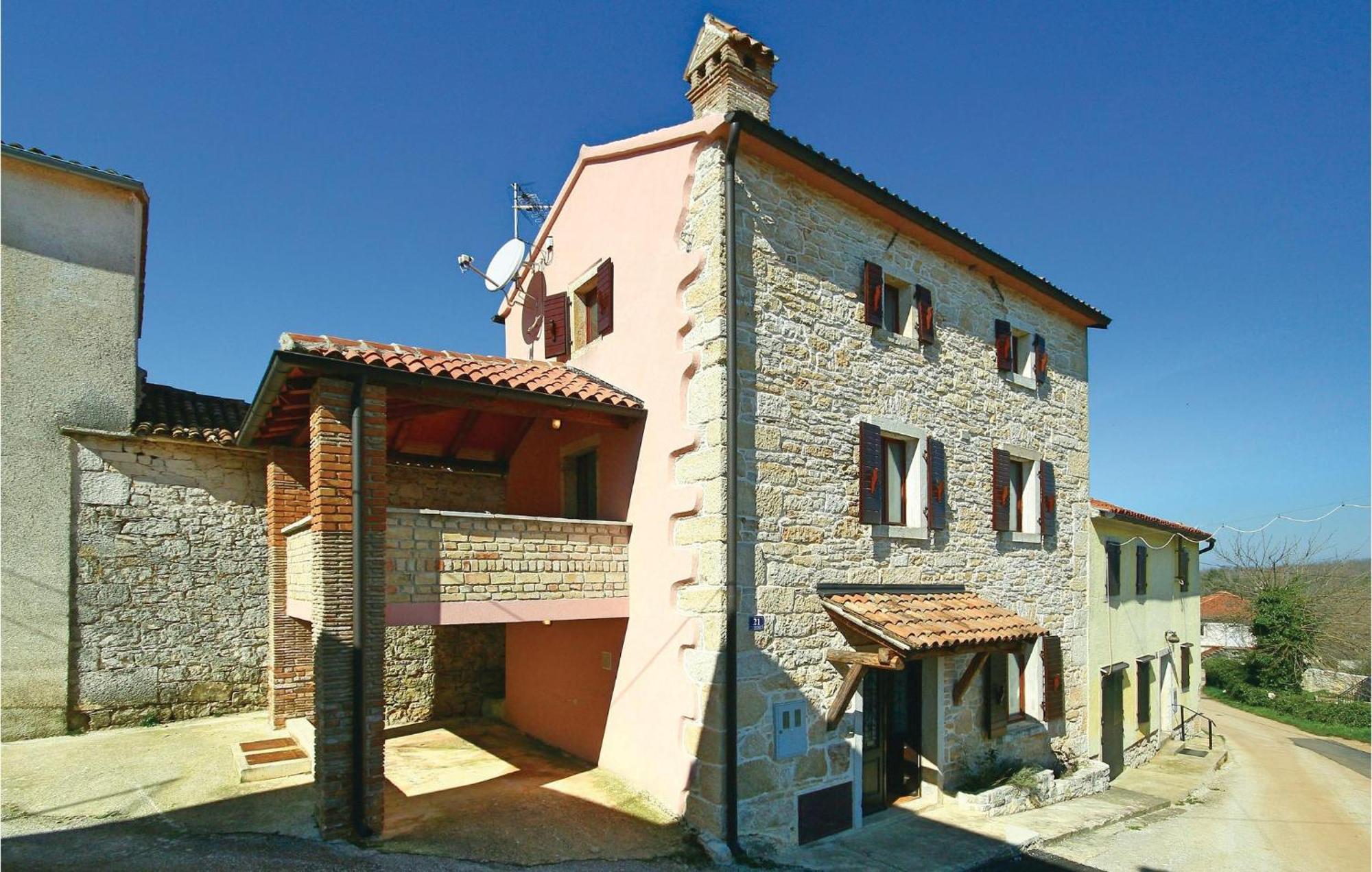 Pet Friendly Home In Ritosin Brig With Wifi Vranići Eksteriør billede